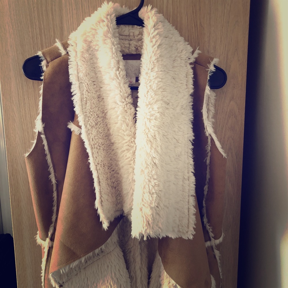Sherpa vest never worn